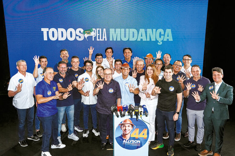 Paulinho e mais 23 vereadores anunciam apoio a Allyson